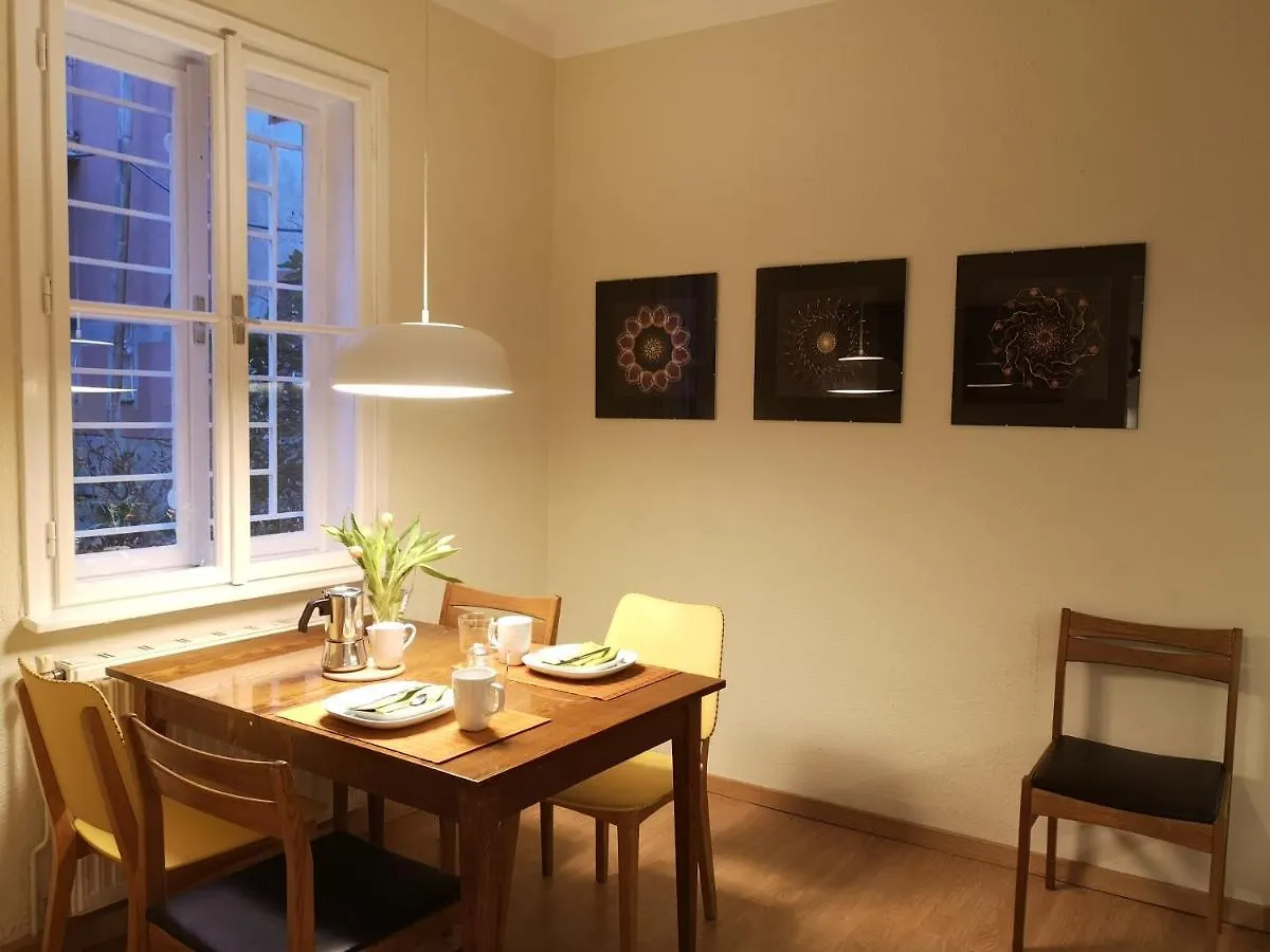 Apartment Das Kleine Haus - Vintage-Apartment Im Innenhof Wien